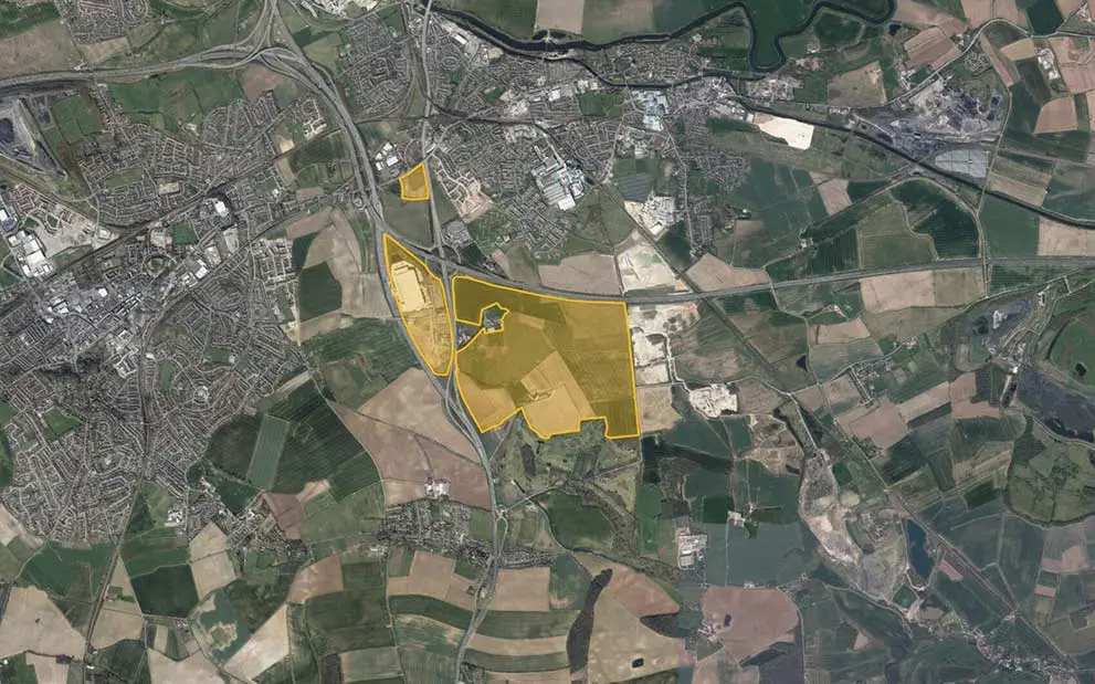 Satellite image with polygon overlay